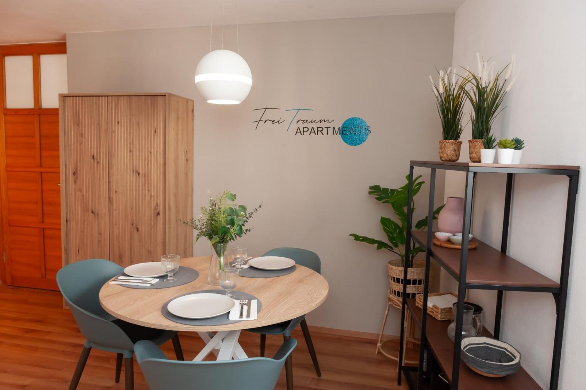 Freitraum Apartments No3 City Mit Eigenem Garten Bad Neustadt an der Saale Bagian luar foto